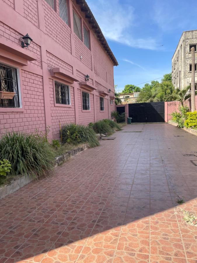 Chez Tâta Éléonore Maison d hôtes Ziguinchor Extérieur photo